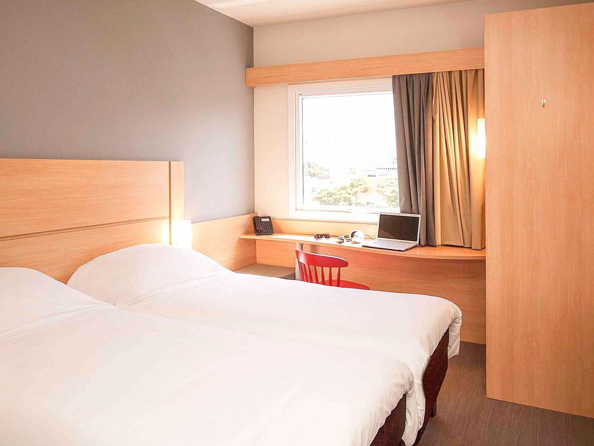 Ibis Montenegro エクステリア 写真