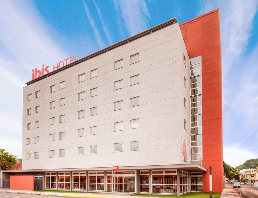 Ibis Montenegro エクステリア 写真