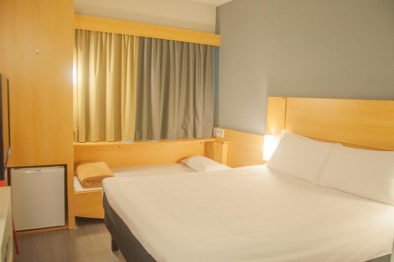Ibis Montenegro エクステリア 写真